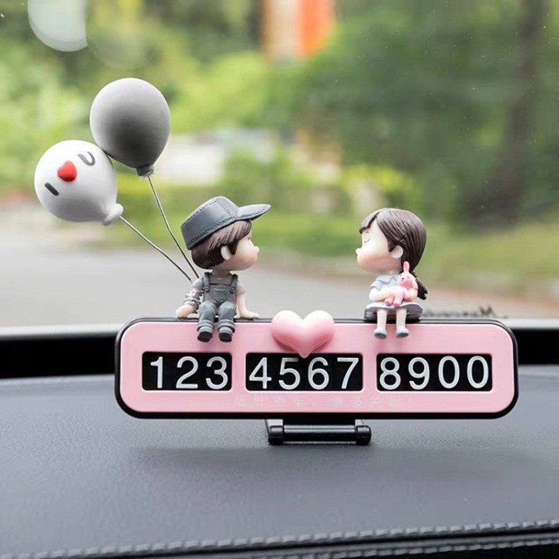 [Colección de adornos de pareja] Decoraciones de coche consola central de coche accesorios de coche lindo espejo retrovisor muñeca de dibujos animados