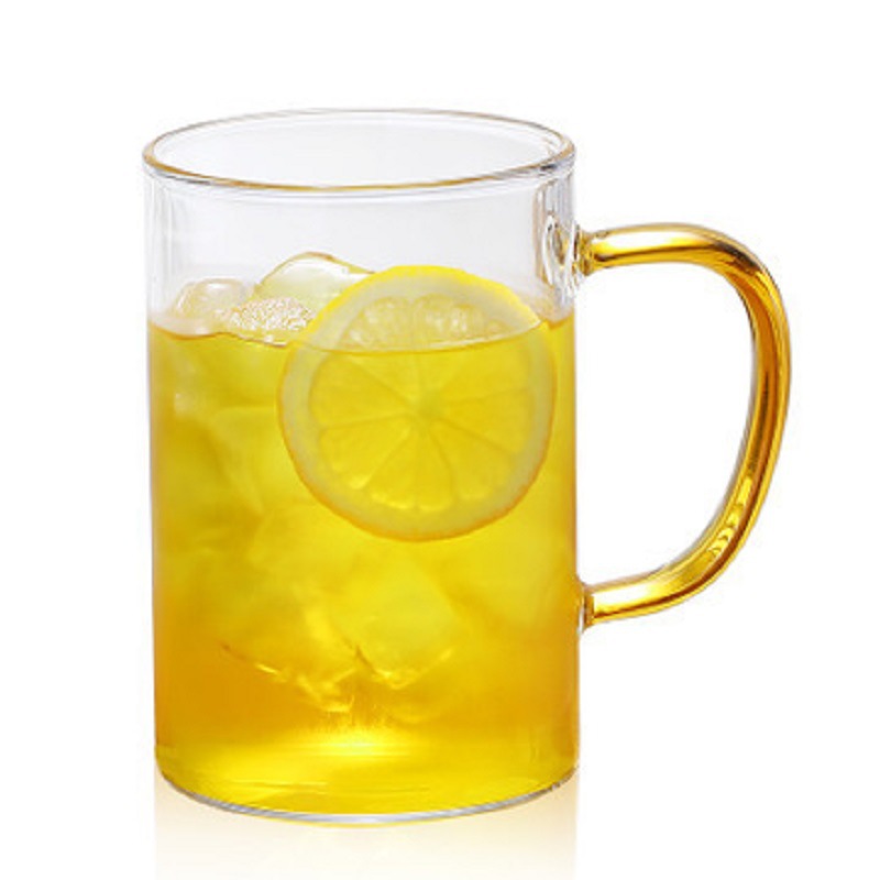 Taza de agua de mango de color recto de borosilicato al por mayor de fábrica con mango taza de té verde transparente de vidrio engrosado de una sola capa para el hogar