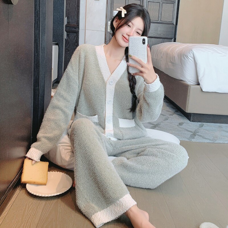 Winter High-End Simple Color-Blocked Soft V Neck Cardigan Pajamas Imitation Mink Chenille Thickeneded Warm Home Clothes