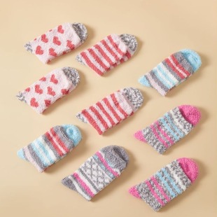 Cross-border Women's Coral Fleece Socks Striped Hair-free Warm Moon Floor Socks Color-matching Plaid