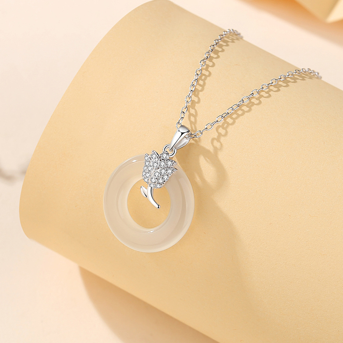 S925 plata blanco Jade hebilla de seguridad collar de las mujeres de moda nacional nuevo chino Rosa collar con diamante flor joyería al por mayor