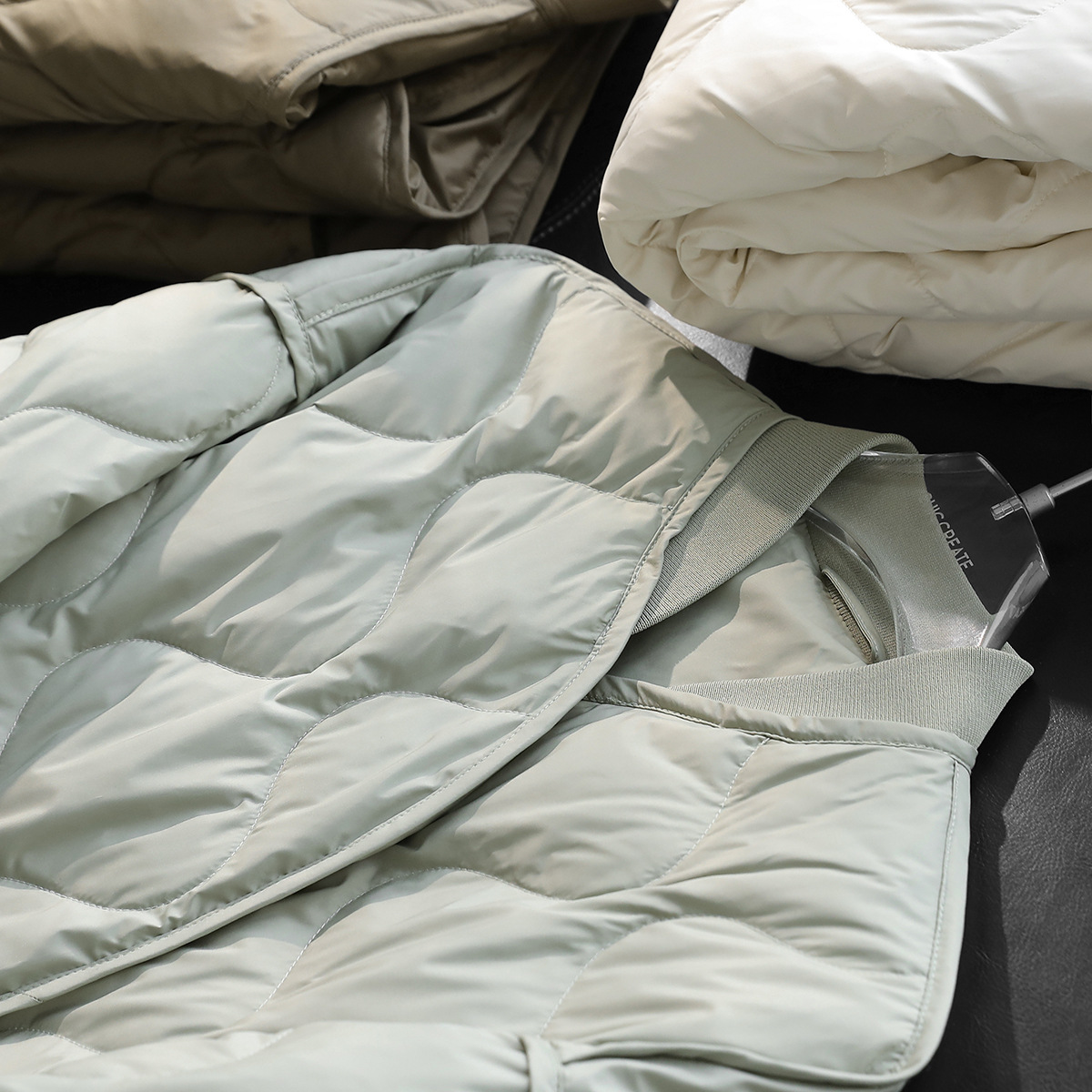 In Stock! Cabinet 1.5K Is Out of Stock! Gourd Quilted Fluffy Duck down Baseball Collar down Jacket for Women Autumn 080