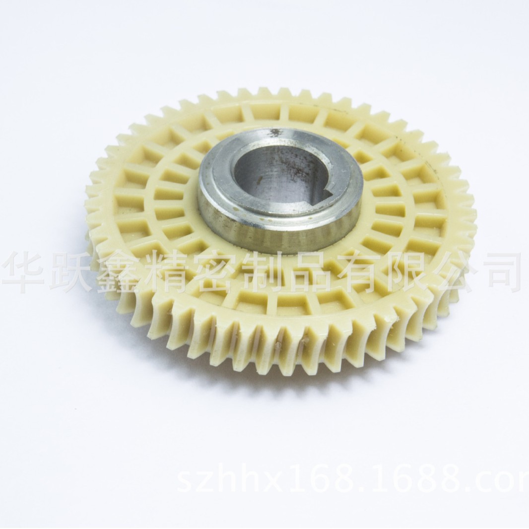 生产供应POM齿轮        塑胶齿轮         塑料斜齿轮