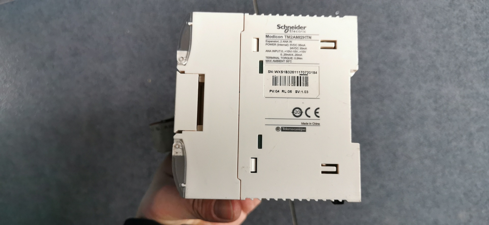 *TM2DDI16DK TM2AMI2HTN  施耐德PLC模块 原装现货议价