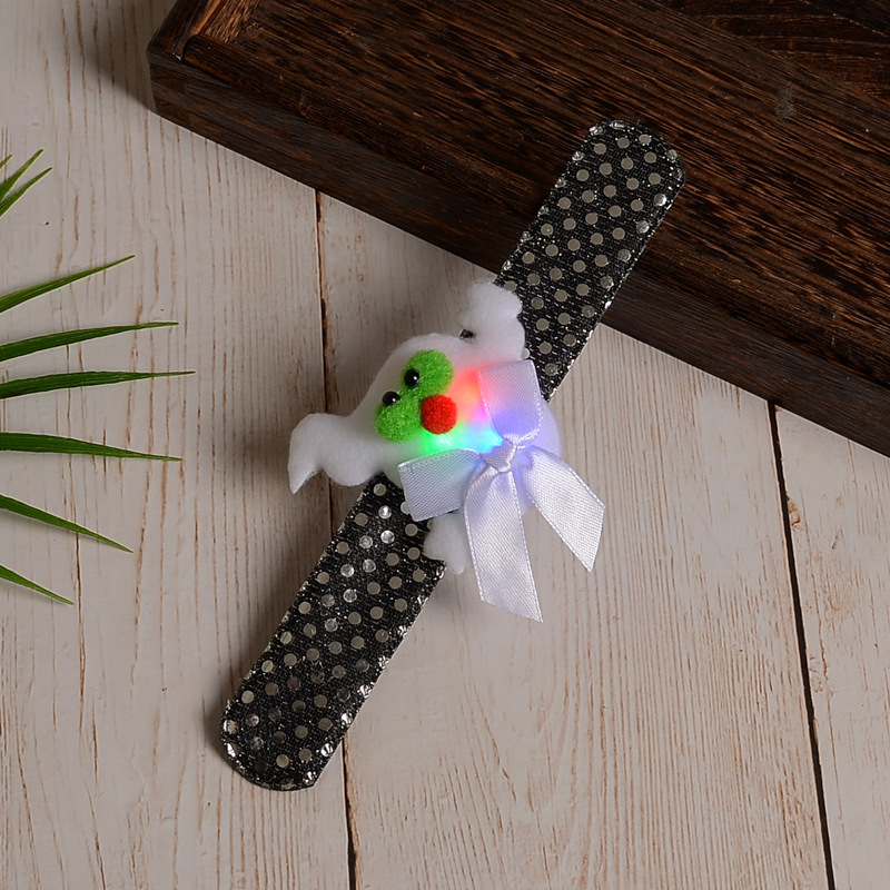 Halloweeni litrid helendavad kõrvitsad, nahkhiire, kummitus, patsutusrõngas, käevõru, laste mänguasjad, Halloweeni väikesed kingitused_voghion.com