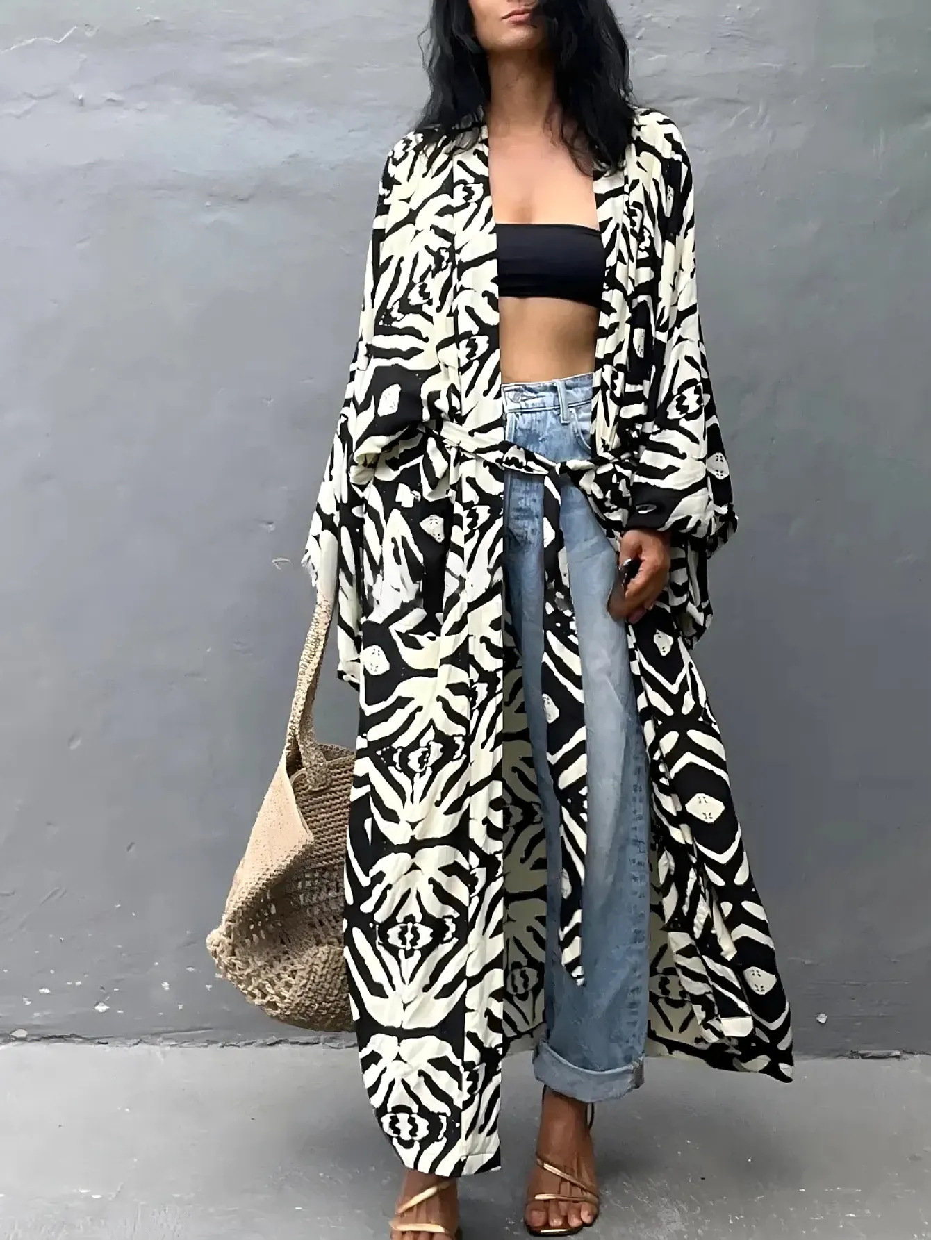 Blusa de playa de estilo explosivo transfronterizo Camiseta de punto de protección solar de vacaciones con estampado de rayón Bikini Blusa exterior Traje de baño Mujer 1D139