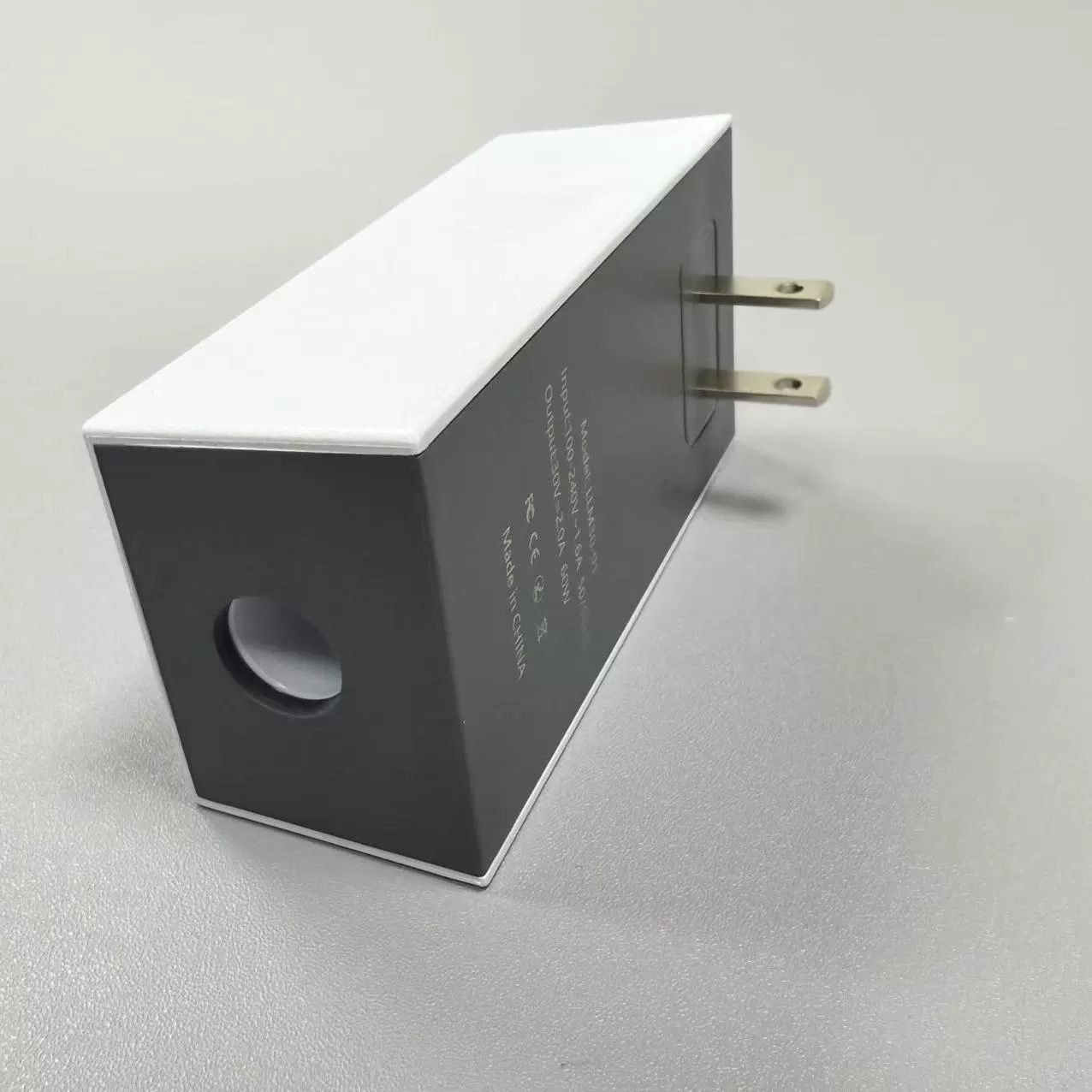 Новая модель зарядного устройства для международной торговли, миниатюрное, стандарт США, водонепроницаемое, выход 30V2A, совместимо с оригинальным кабелем 15.3m DC5521