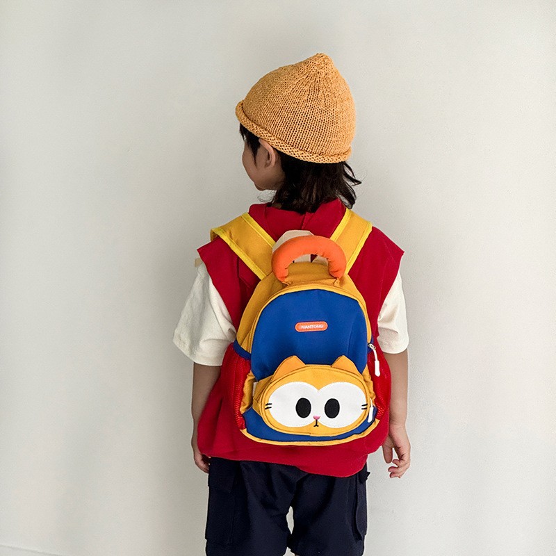 School bag for early age for boys