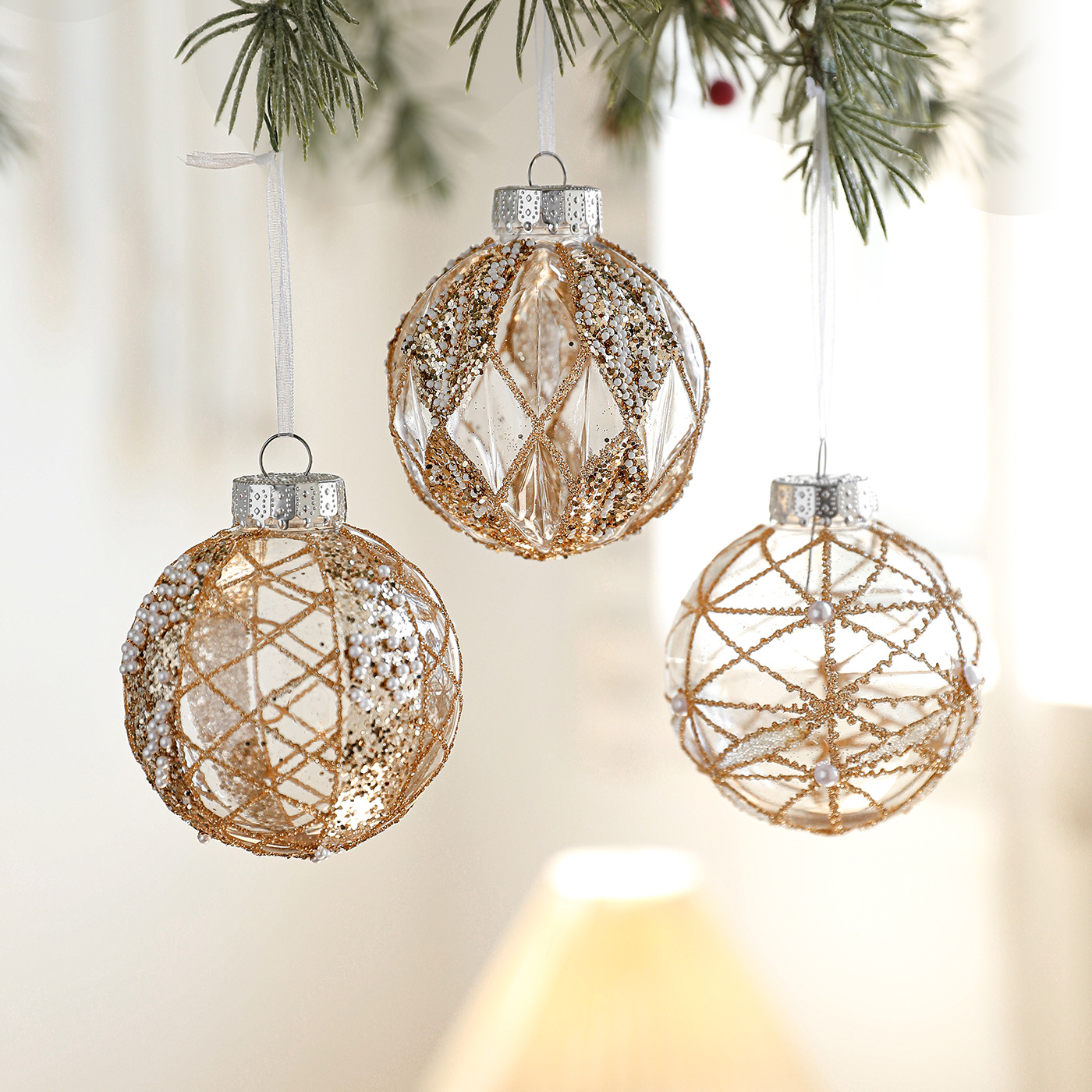 Nuevo producto 8CM polvo adhesivo de plástico transparente polvo de oro colgante bola colgante colgante de árbol de Navidad accesorios de decoración accesorios en stock