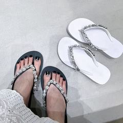 4.5cmの厚い底の人の字は女性の夏の外でファッション的な純色のドリルを着て足のビーチの水泳のレジャーのスリッパを挟みます。