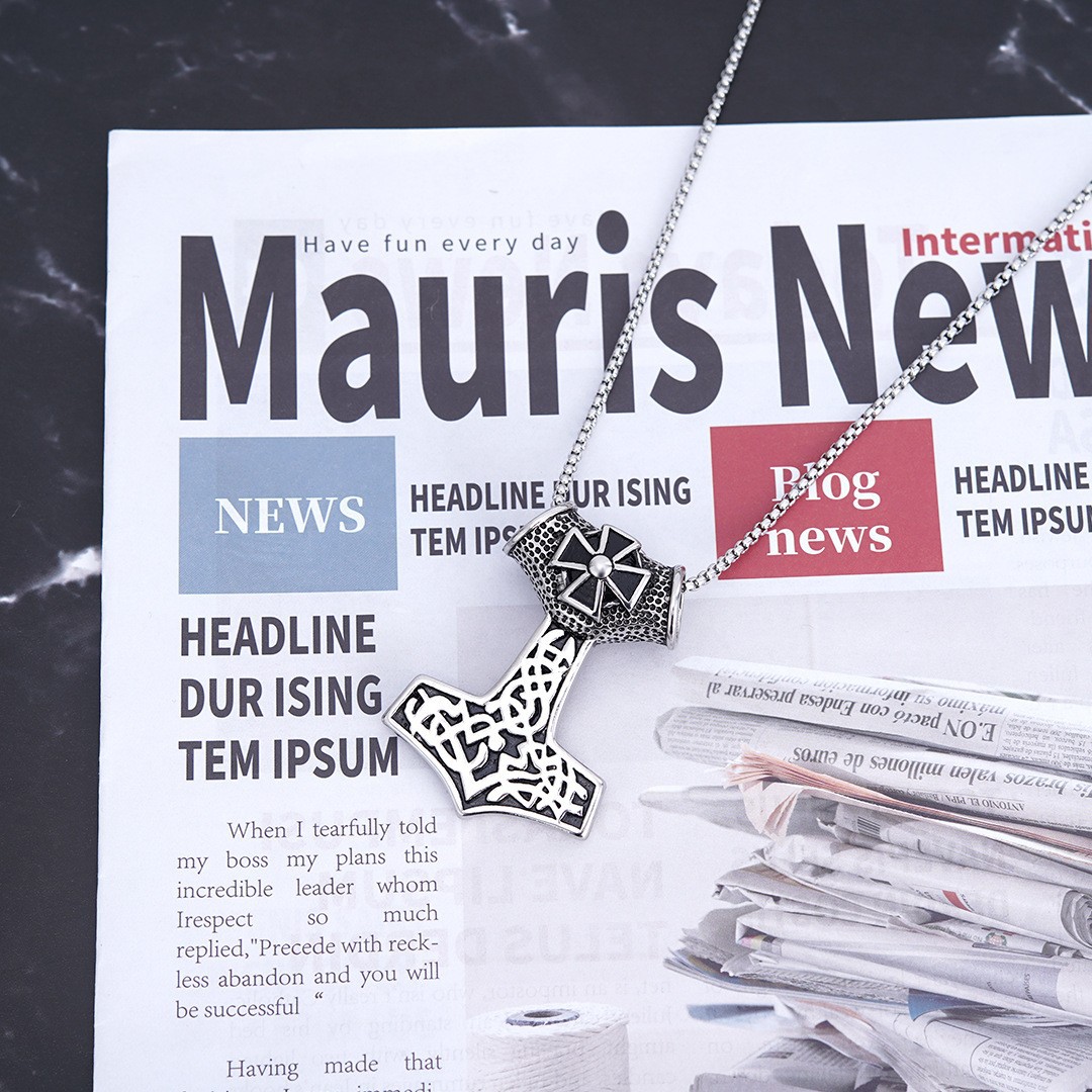 Ensemble de colliers en acier et titane, pendentif en croix de hache de pirate Viking en acier inoxydable, diffusion en direct_voghion.com