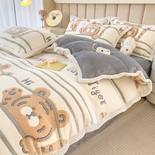 �Ӻ�ţ�̽q�ļ��׶���ɺ���q�p�����ᴲ���˱��׷��m�q�ӽq������