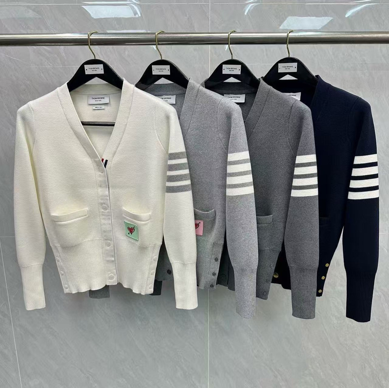 Factory Direct Tb Women's Chinese Valentine's Day Limited Cyndi Wang Four-Bar V Neck Cardigan Casual Simple Long-Sleeved Knitwear