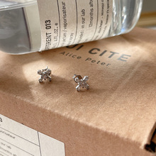 咔诗特 韩国韩版S925银 气质时尚闪耀十字钻个性唯美耳钉耳饰女