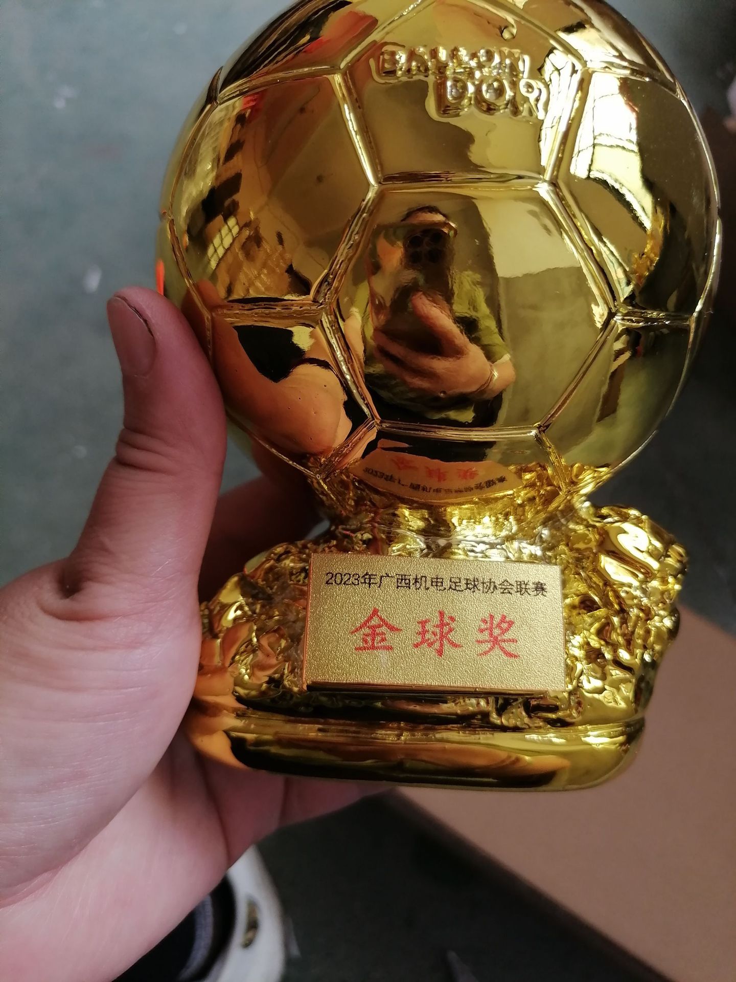 Globo de oro trofeo fútbol tirador letras regalo lotería tienda bar decoraciones fans recuerdo fabricante
