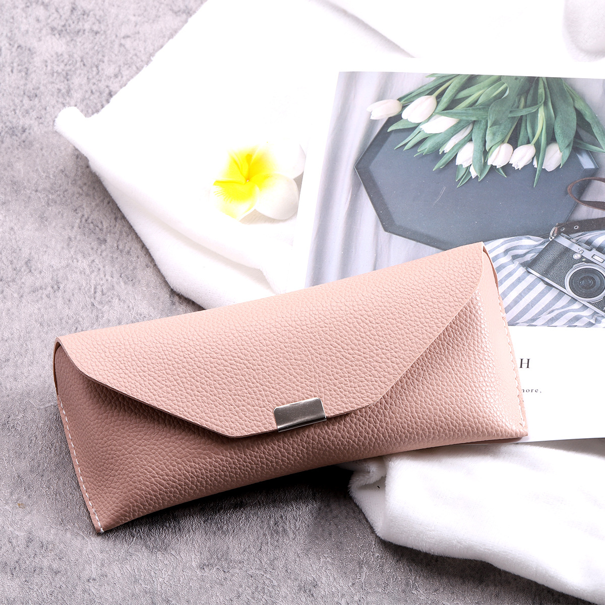 Nueva moda cuero gafas caso metal botón a presión retro gafas de sol caso