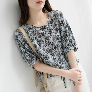 雪纺衫女中袖夏季女装2021新款蝴蝶结百搭小衫宽松遮肚子碎花上衣
