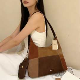 南枫潮流百搭暖棕系拼色托特包包女新款冬季复古通勤单肩包斜挎包