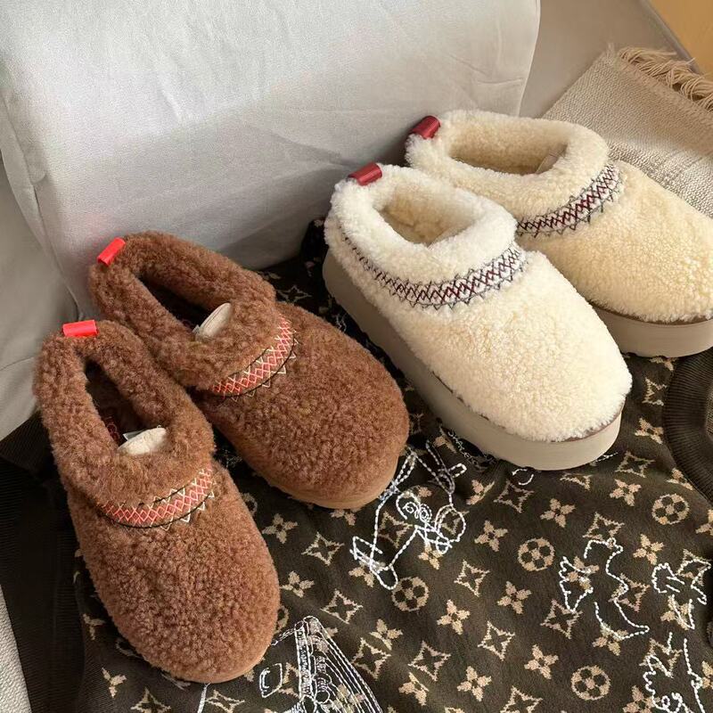 Women's Winter Sheepskin Integrated Snow Boots, Lamb Fur Teddy Ethnic Style Platform Thick-Soled Closed-Toe Tazz Women's Winter Sheepskin Integrated Snow Boots, Lamb Fur Teddy Ethnic Style Platform Thick-Soled Closed-Toe Tazz