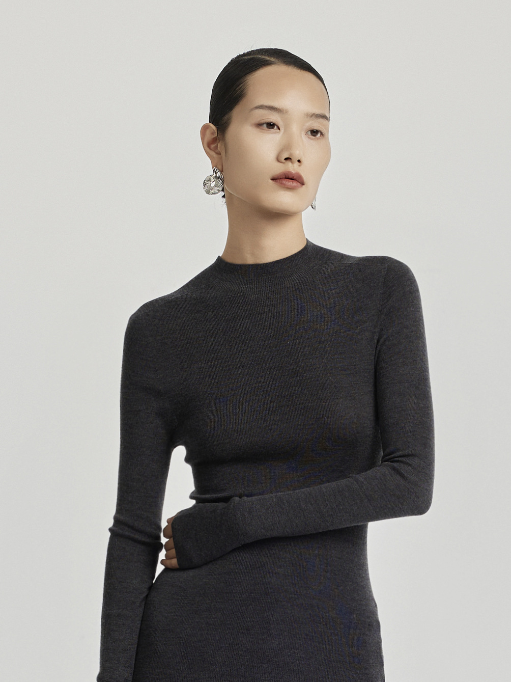 [Yangzi Yarn] シームレス 100% ウール セーター ハーフタートルネック セーター 長袖 ボトムス ミッドカラー 万能トップス 秋冬 レディース