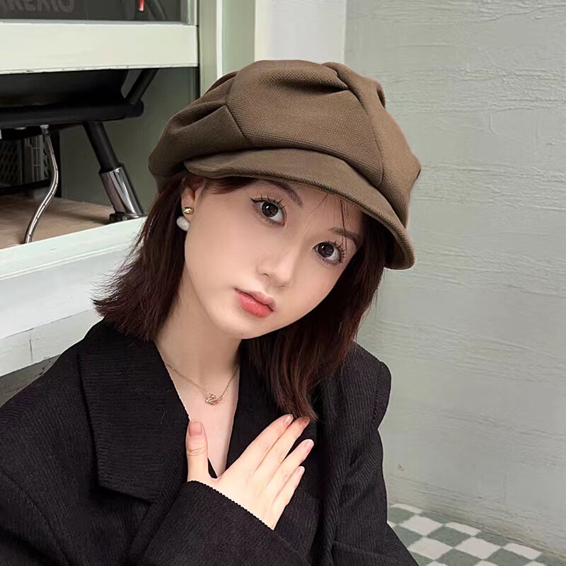 雲の帽子の女性の秋冬の新型のしわは顔の小さい八角の帽子を現して旅行します。|undefined