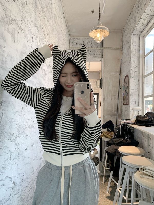 【自家工厂现货】设计感小众条纹小恶魔角韩版连帽女卫衣外套上衣|undefined