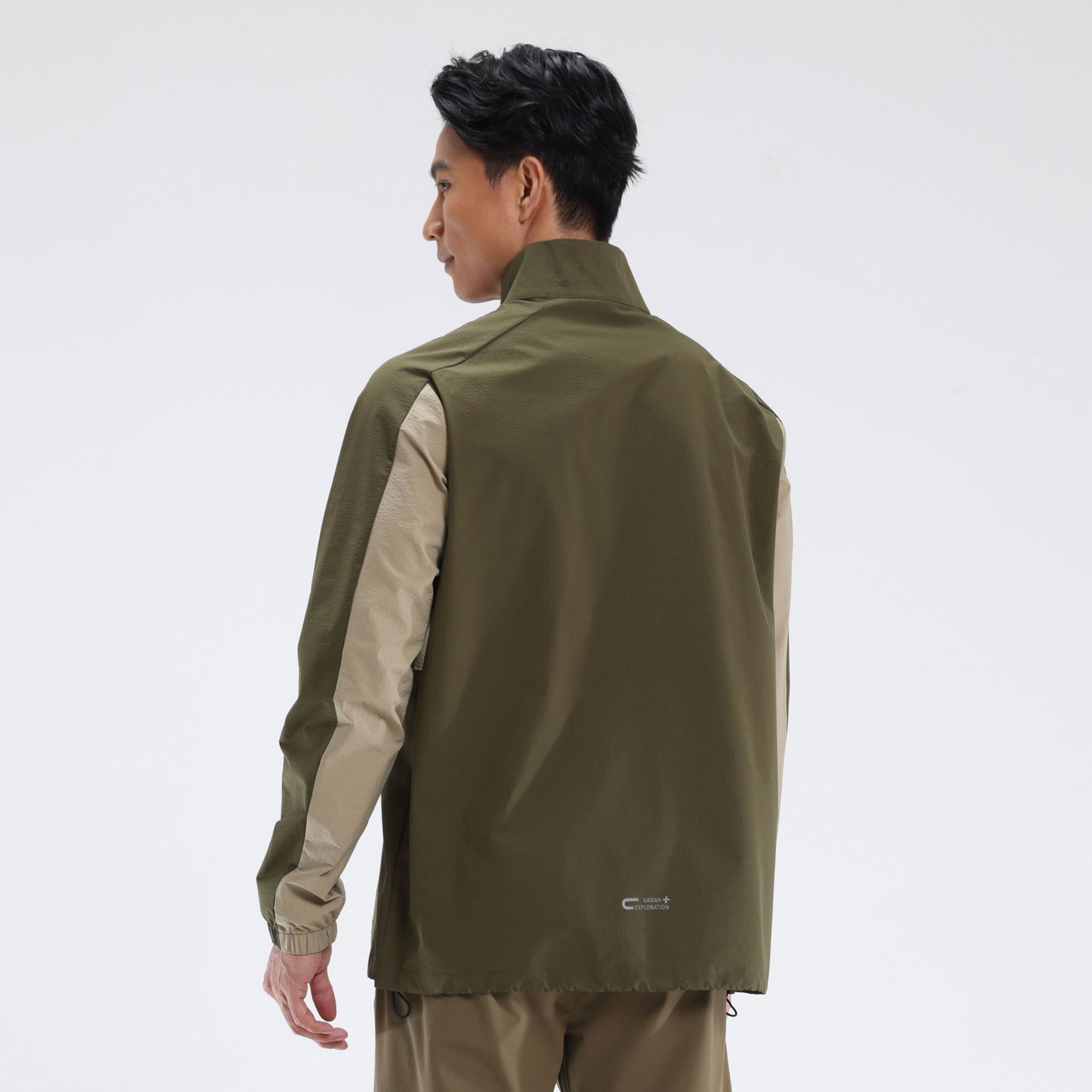 Casual al aire libre ropa deportiva de asalto para hombre a prueba de viento impermeable semiacremallera ropa de montaña ropa de entrenamiento de entrenamiento chaqueta deportiva para hombre