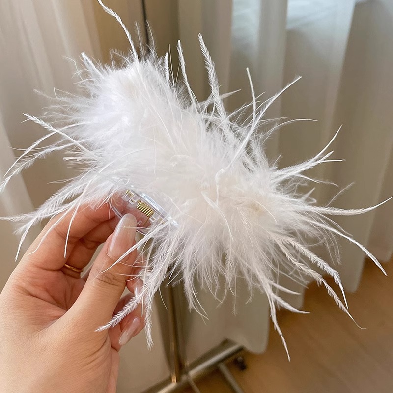 9.5cm white feather gripper