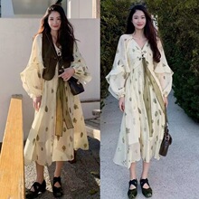 2025新款孕妇装春装温柔系法式复古马甲茶歇连衣裙两件套