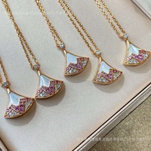 V���¿�ѩɽ��������Ϧ�޶���荰�ؐĸCNC�����y���18KŮ���l