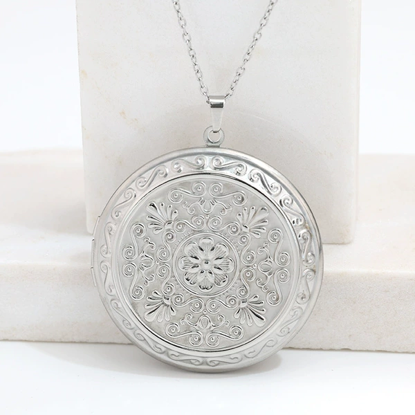 Steel necklace, 48mm