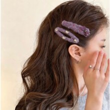 һ���b~��ɫë�qKT�����Y�l�AŮ����ǰ�~��lBB�A��߅�����A߅�A