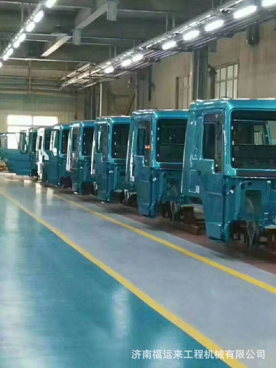 豪沃驾驶室76 (11).jpg