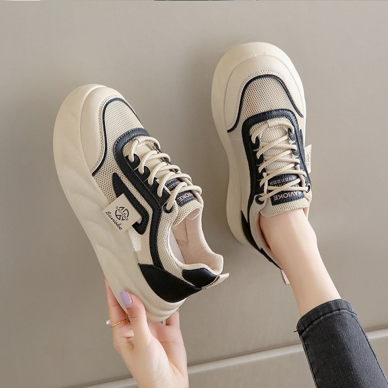 Zapatos de mujer 2025 nuevos zapatos blancos de suela gruesa de verano delgados y ligeros con suela suave de malla transpirable zapatos de red deportivos casuales