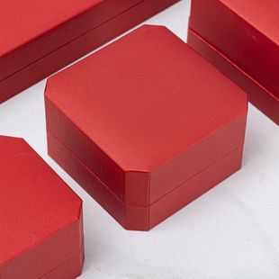 �S�ҬF؛ֱ�l�˽ǽ�ָ�е��������C����机����b�жYƷ���b���