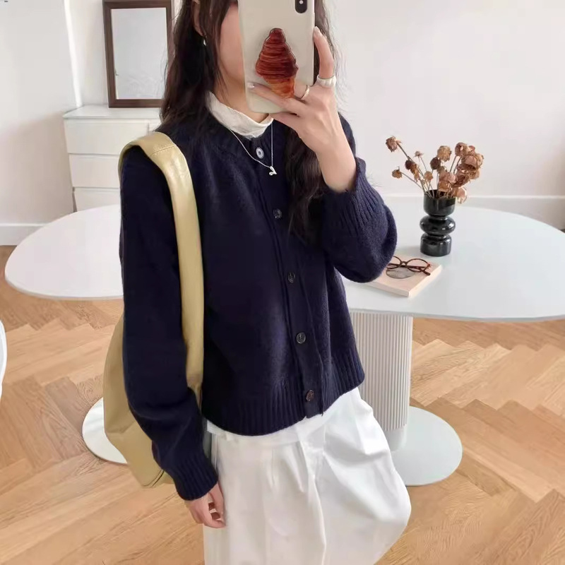 実拍のきれいな色の丸首のゆったりした単列のボタンのコートの女性の復古の簡単な長袖のカーディガンのコートの怠惰な風の上着|undefined