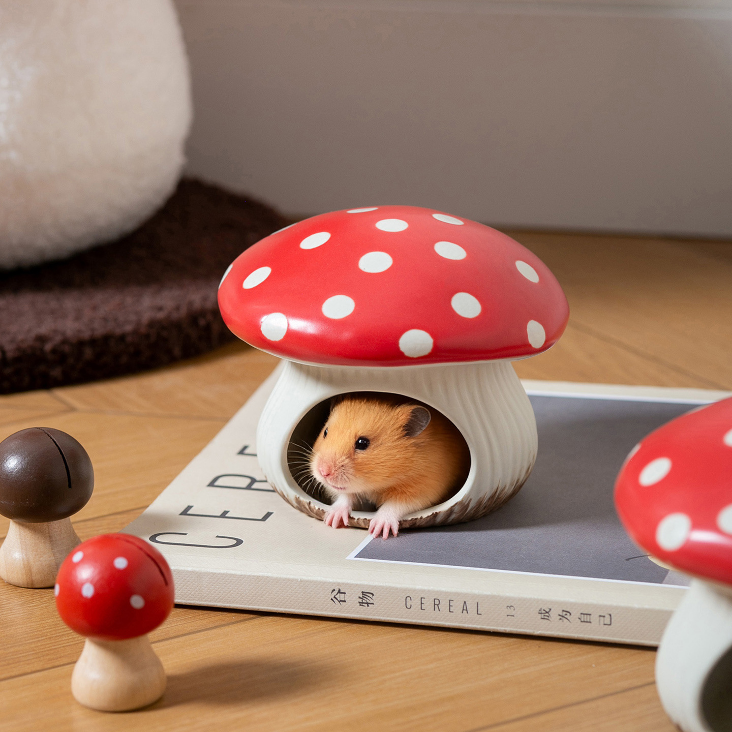 Creativa serie de hongos rojos hámster nido cerámica casa de refugio bañera oro oso necesidades diarias pequeñas mascotas bañera de arena