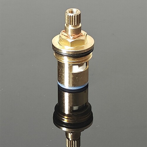 Stainless steel quick-opening valve core, copper valve core, ceramic chip basin faucet cold and hot water valve core, factory wholesale