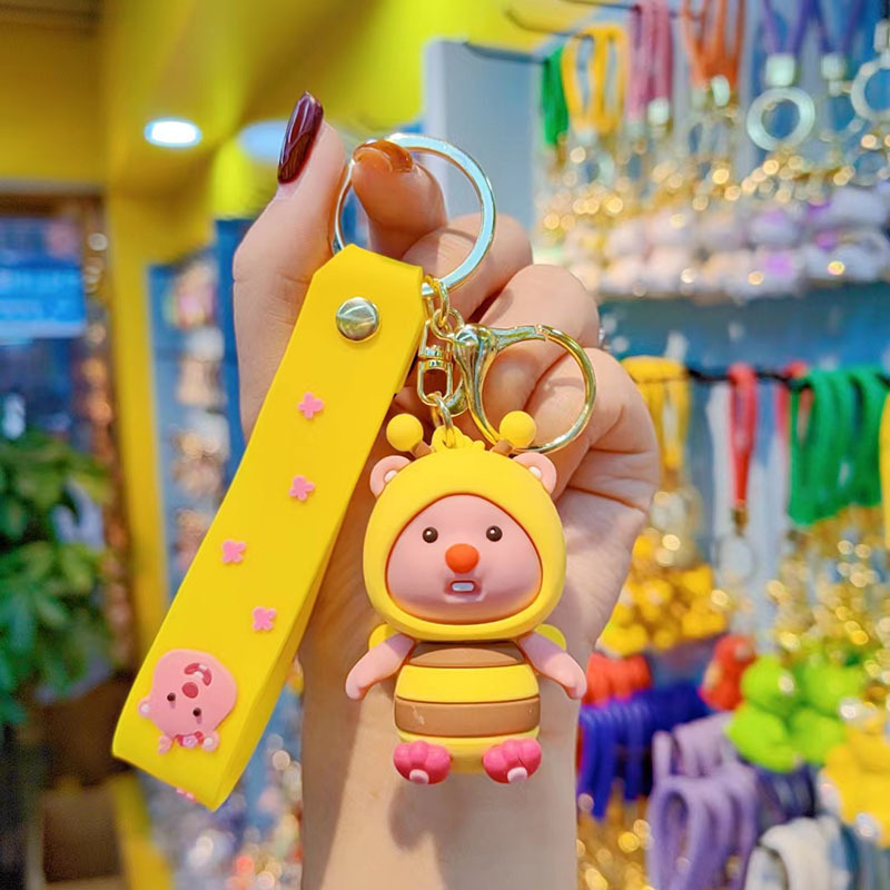 Cartoon ruby red castor pequeño muñeca tridimensional llavero colgante pareja pequeño regalo puesto mercado nocturno