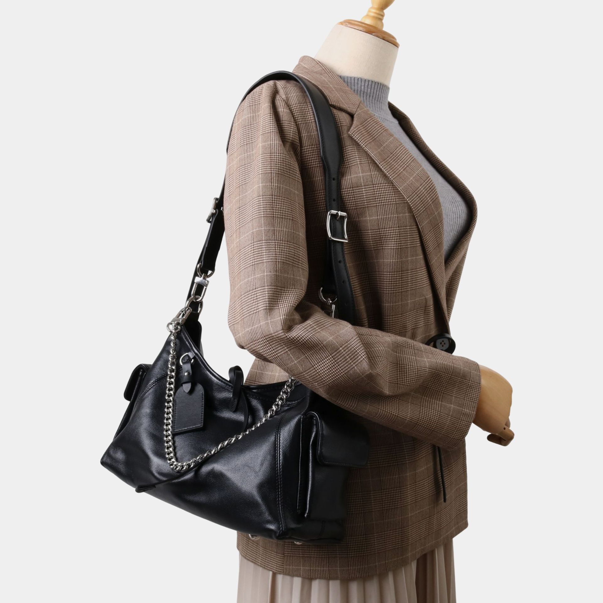First Layer Soft Cowhide Leather, 2025 New Arrival, Warrior Black Motorcycle Single Shoulder Messenger Bag, Women's Genuine Leather Chain Tote Bag, Large - Thumbnail 2