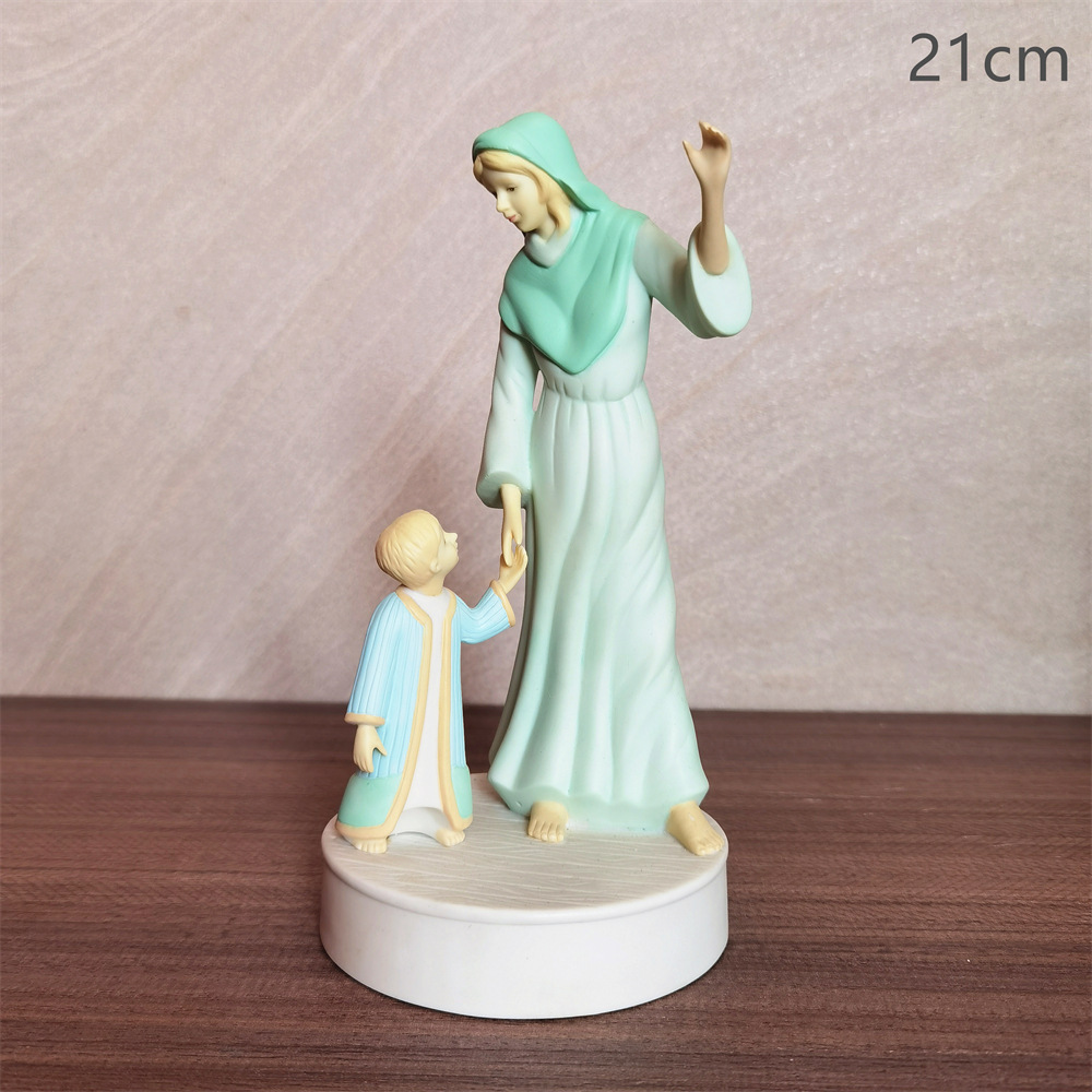 La madre de cerámica w40 se toma de la mano