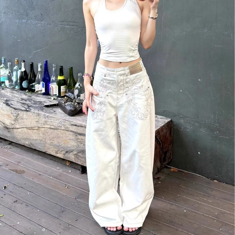 American Retro Deconstructed Pocket Scimitar Jeans for Women with Unique Embroidery Design and Floor-Length Banana Pants