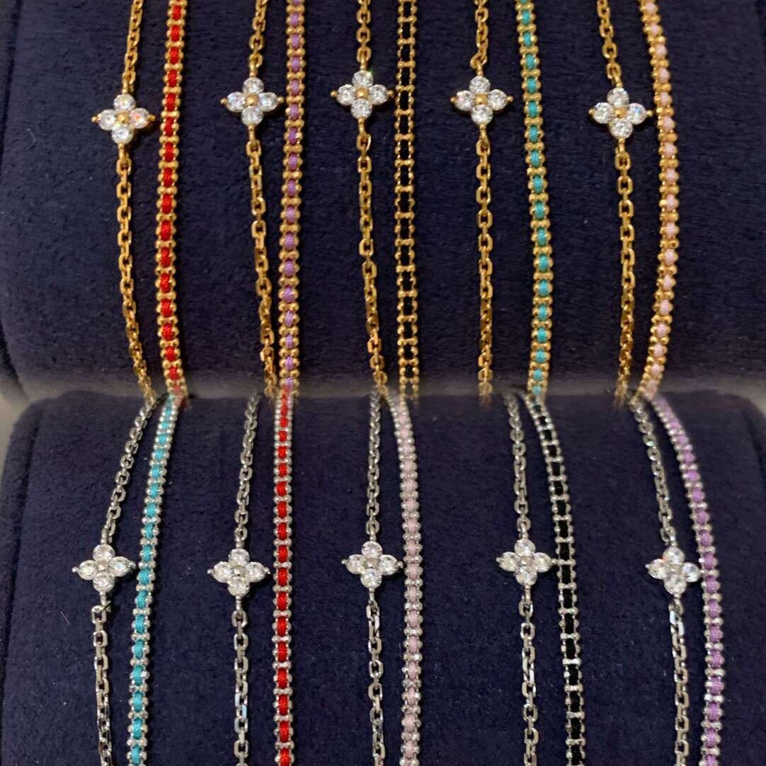 Xiaohongshu's Popular Double-Layer Four-Leaf Flower Red Rope Bracelet for Women, Korean Style High-End Exquisite Hand Jewelry, One Piece Drop Shipping