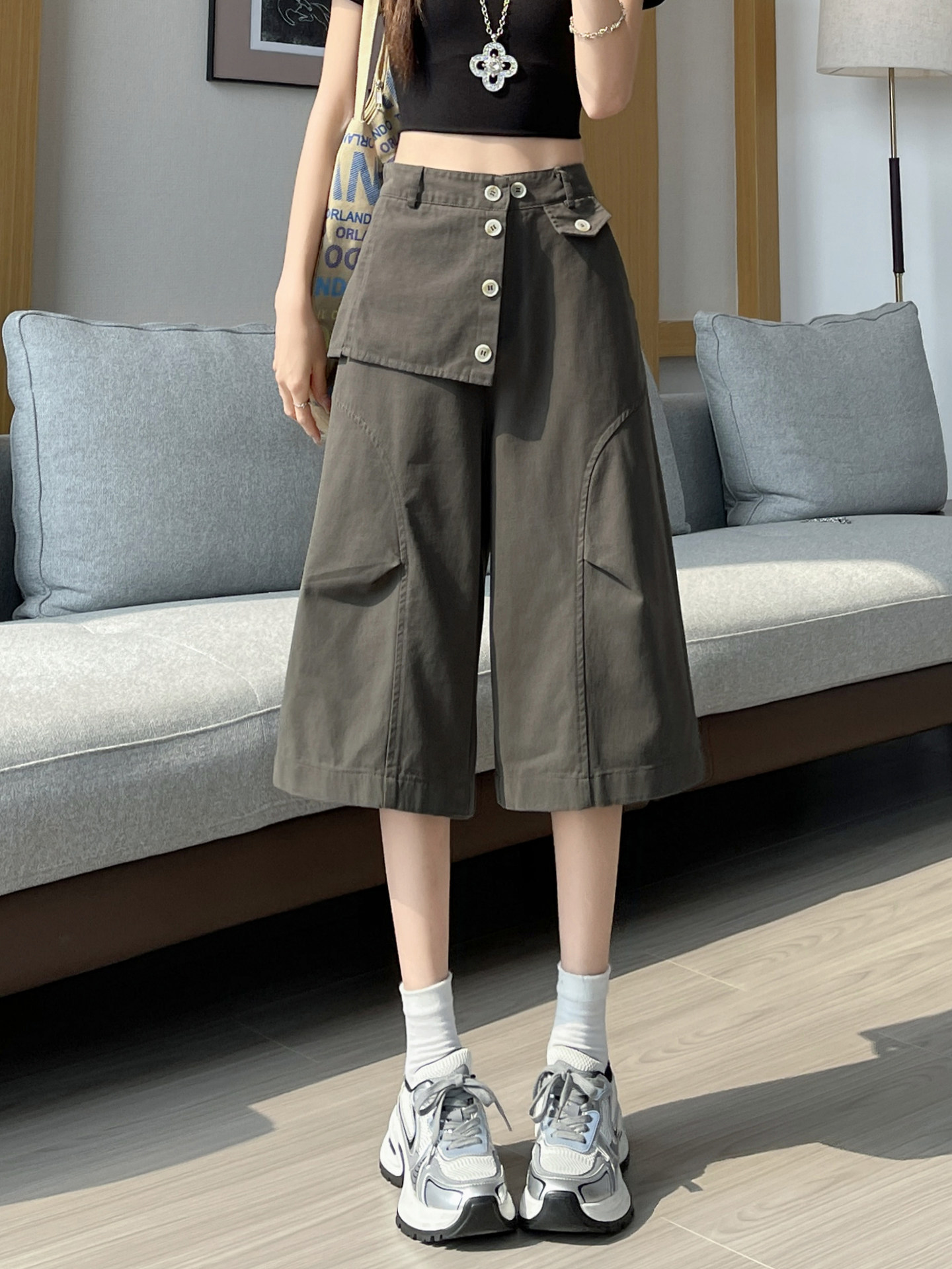 Quần culottes nữ ống rộng cạp cao dáng suông vải cotton — màu trắng