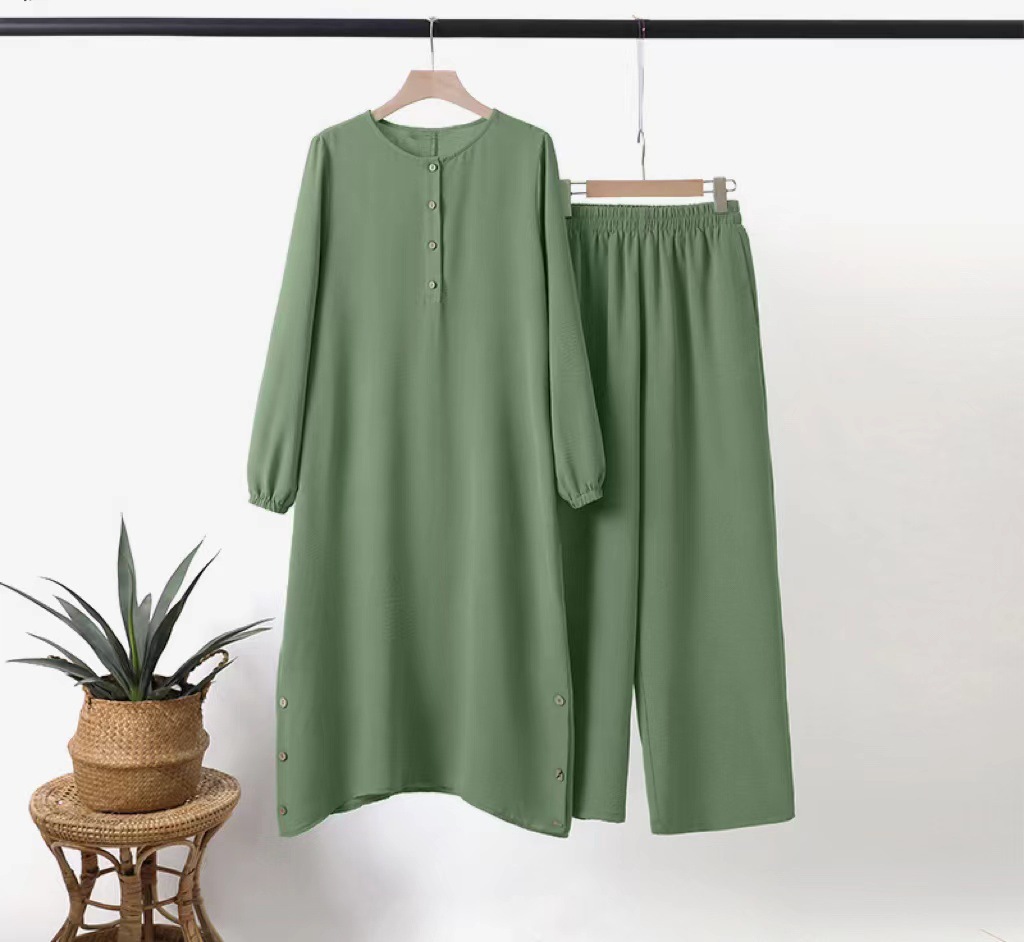 Abbigliamento donna 2024 nuova camicia a maniche a sbuffo con colletto rotondo da donna musulmana, cucitura laterale, bottone decorativo in legno, abito casual alla moda_voghion.com