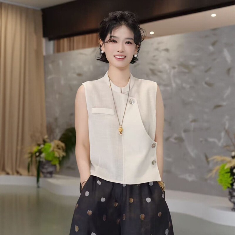 Simple Stand-Collar Sleeveless Button-Up Shirt for Women, 2026 Summer New Style, Decorative, Slimming, Versatile, Stylish Top Simple Stand-Collar Sleeveless Button-Up Shirt for Women, 2026 Summer New Style, Decorative, Slimming, Versatile, Stylish Top