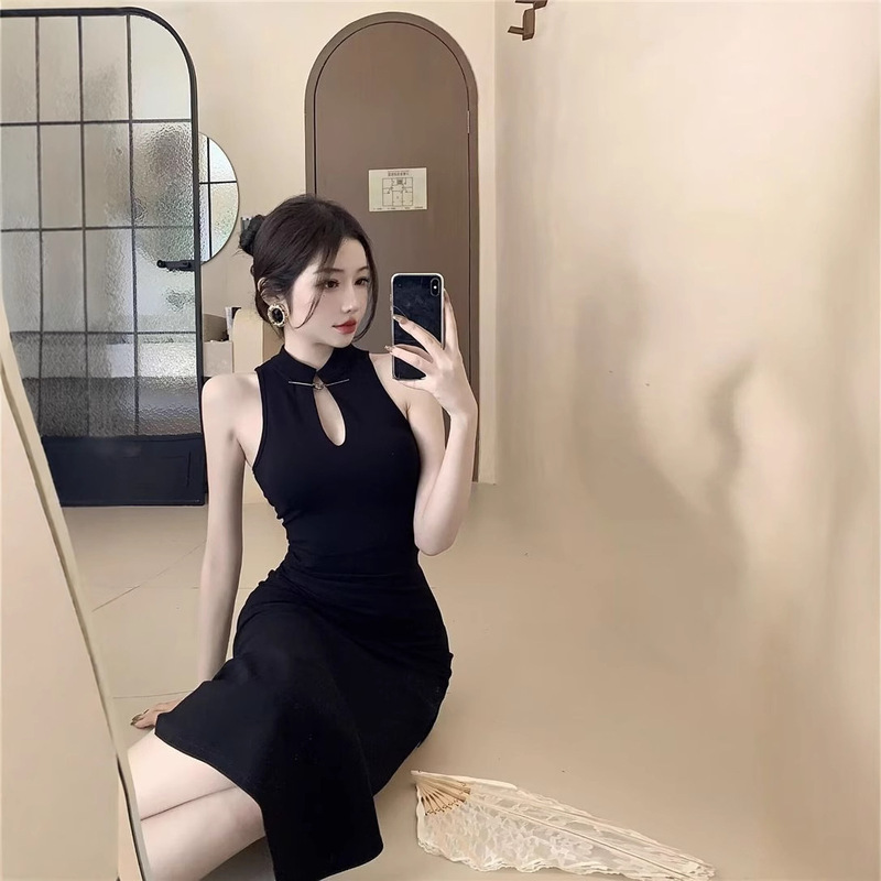 Sexy Hot Girl High Slit Long Legs Improved Cheongsam Dress Female Summer Elegant Royal Sister Cut Out Hip Long Skirt