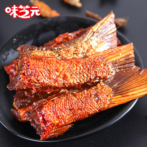Wei Zhiyuan 26g fish tail fish steak spicy fish tail Hunan specialty snacks casual wholesale spicy cooked food snacks