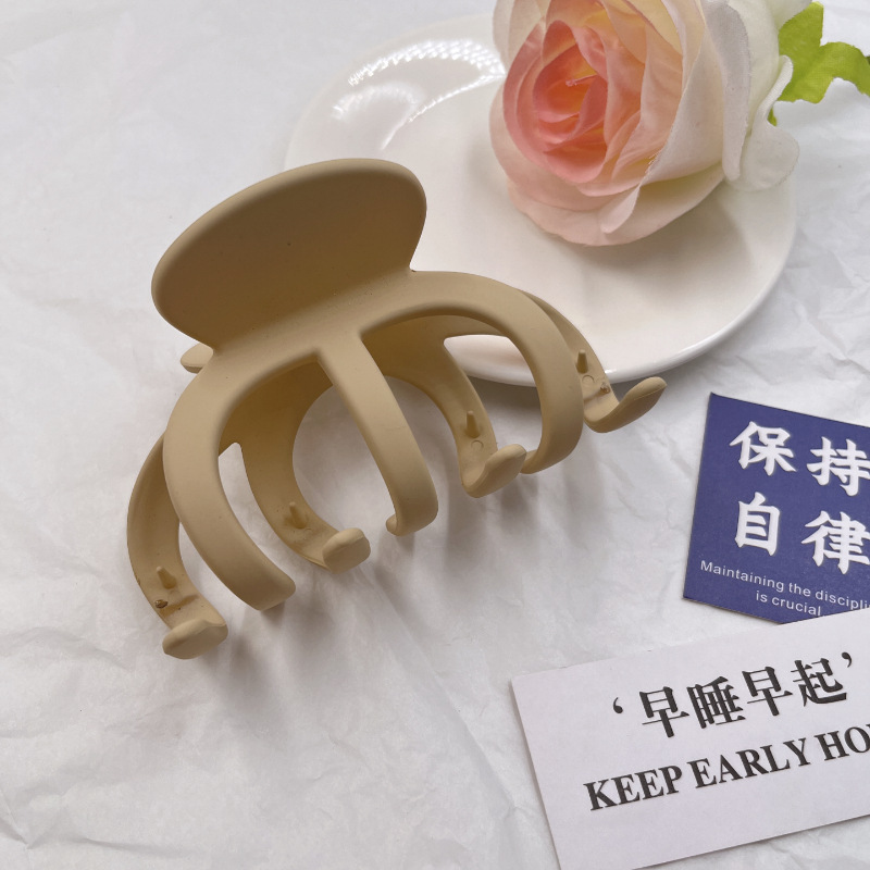 Accesorios para el cabello coreanos Clip de sensación premium de verano Clip de tiburón en la parte posterior de la cabeza