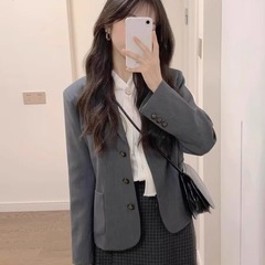 灰色小西装外套女2025早春秋季新款西服今年流行休闲小个子感